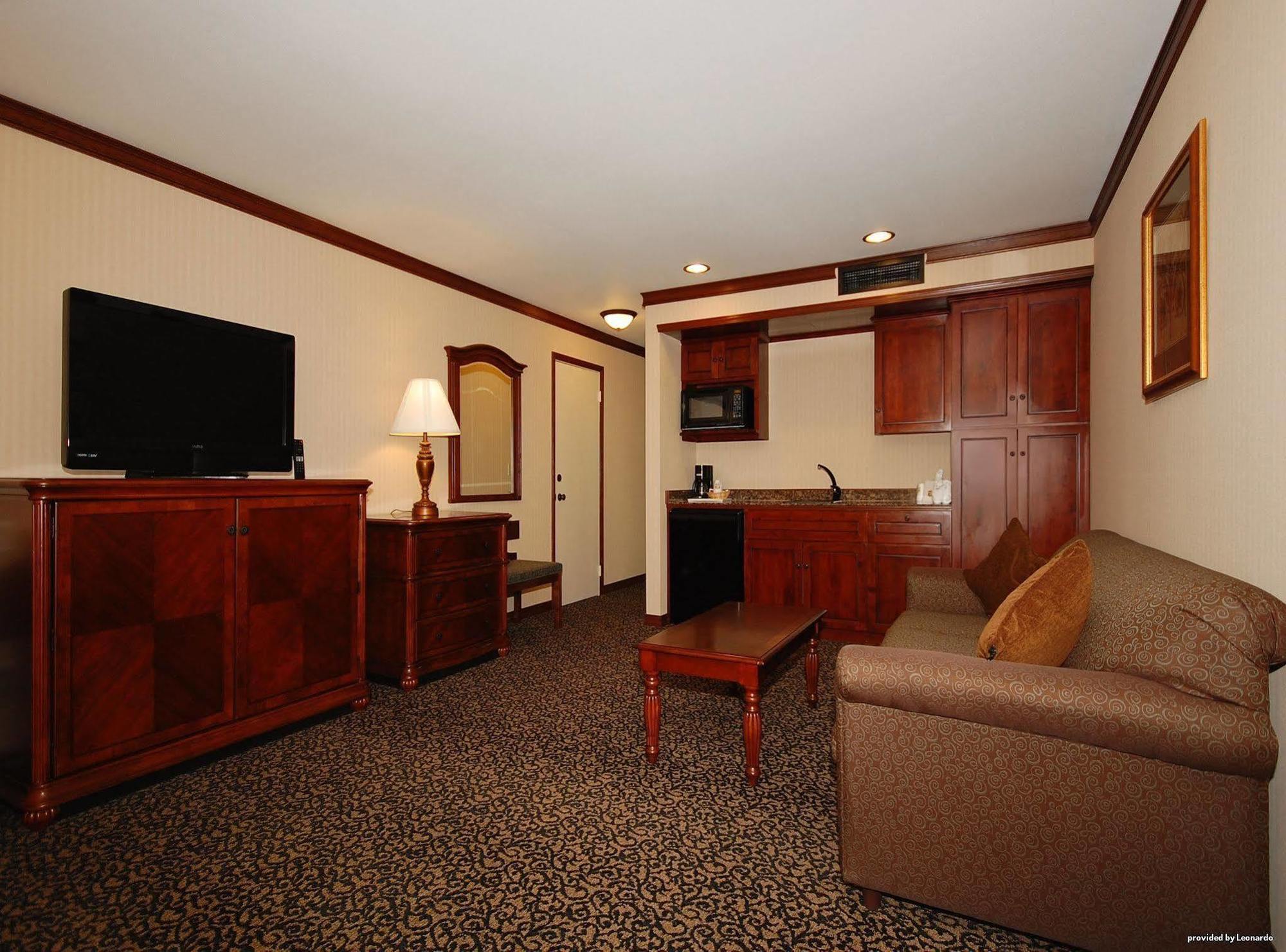Best Western Edgewater Resort Sandpoint Bagian luar foto